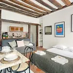 Le Marais - Beautiful Studio 4 Person
